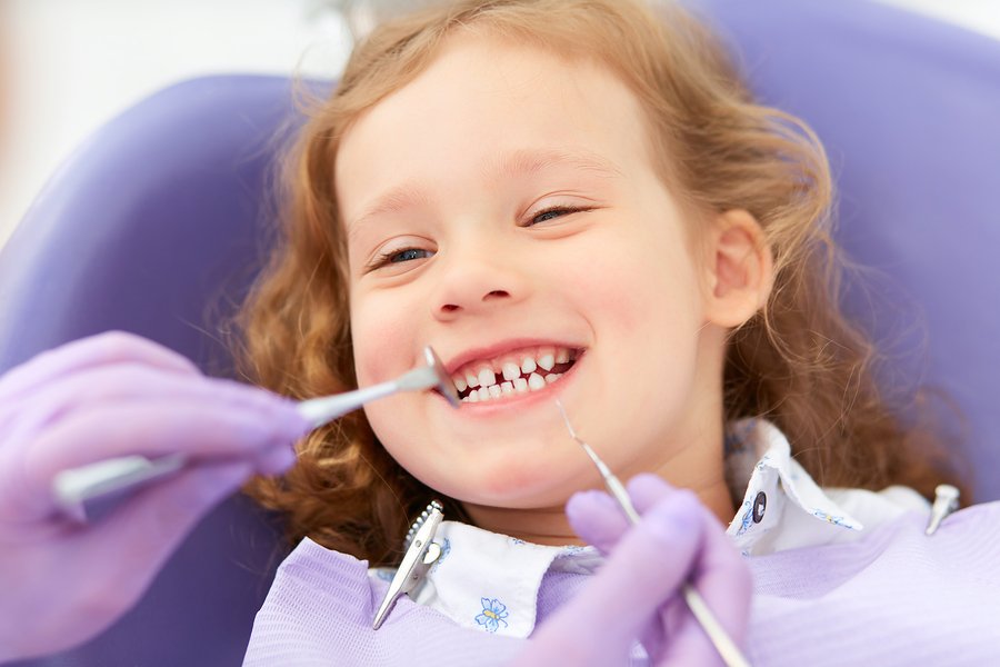 Featured image for “10 Ways to Alleviate Children’s Fear of the Dentist”