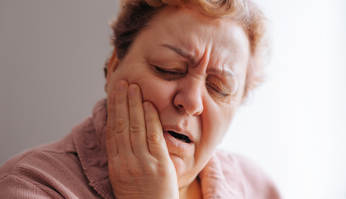 When Should You See an Endodontist? Key Signs & Reasons to Visit a Root