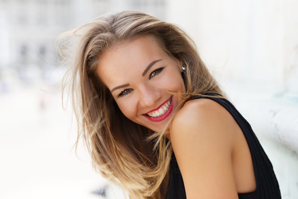 5 Quick & Easy Teeth Whitening Tips